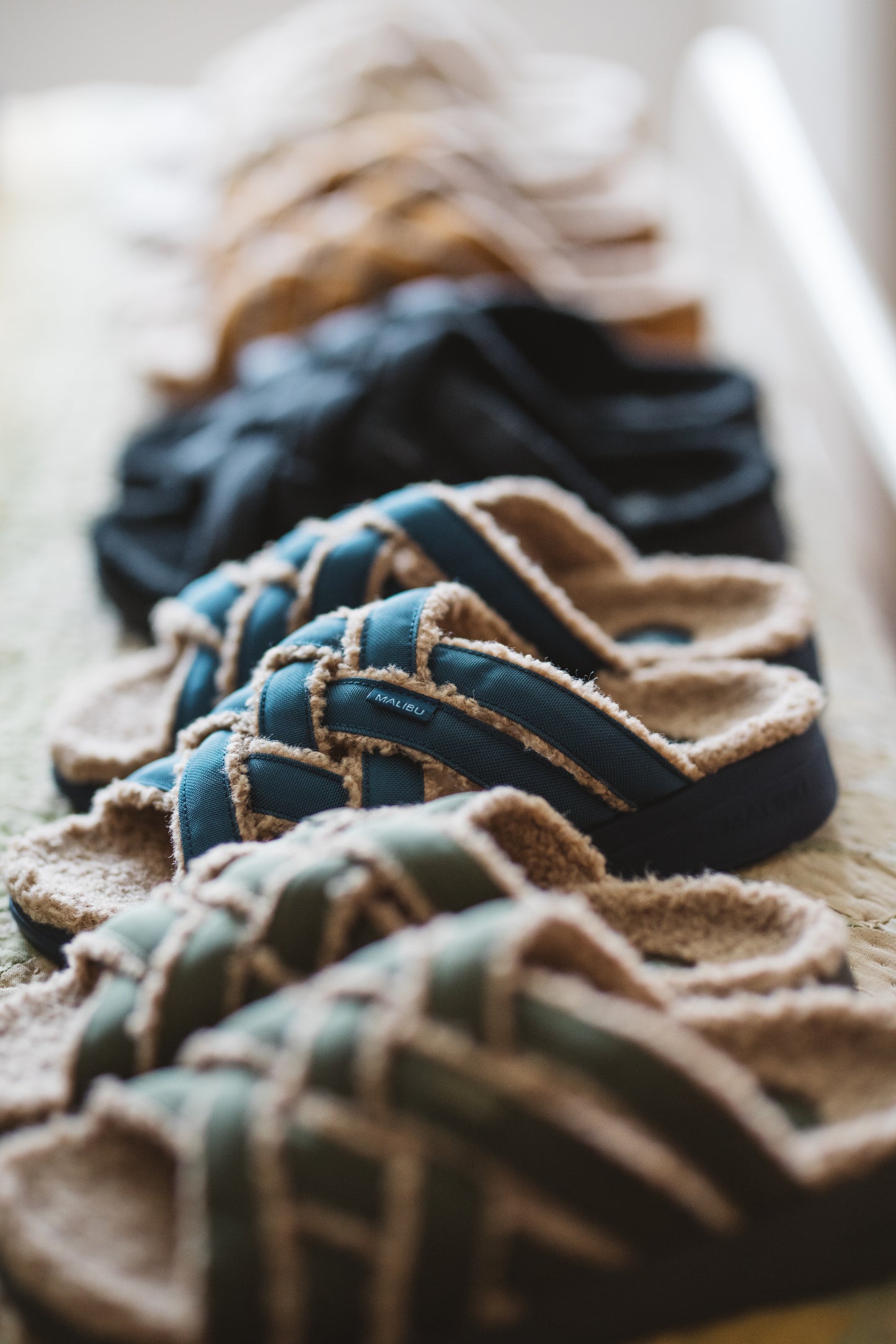 ZUMA LX | NYLON | SHERPA | RUBBER - MARINE BLUE/BEIGE