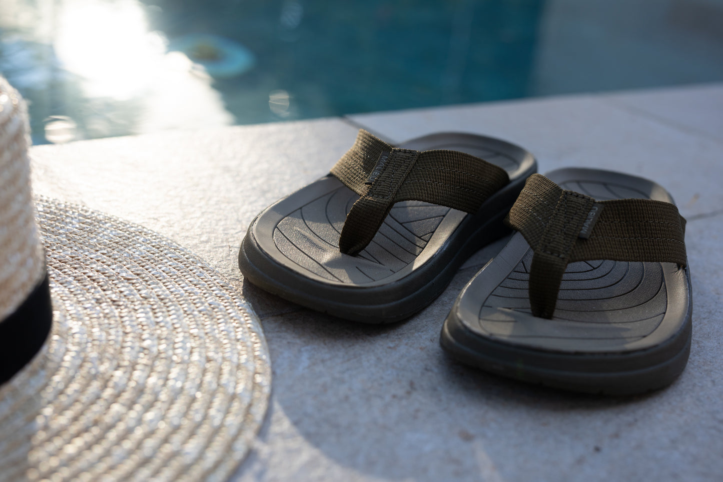 SURFRIDER | NYLON | EVA RUBBER | OLIVE